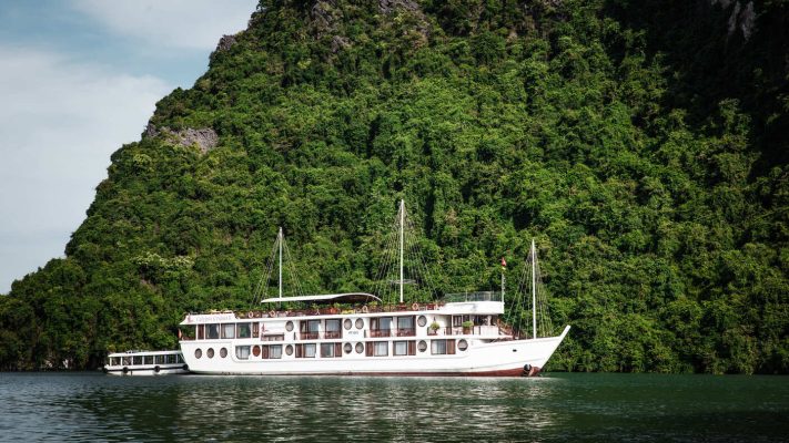 Du-thuyen-Calypso-Cruise