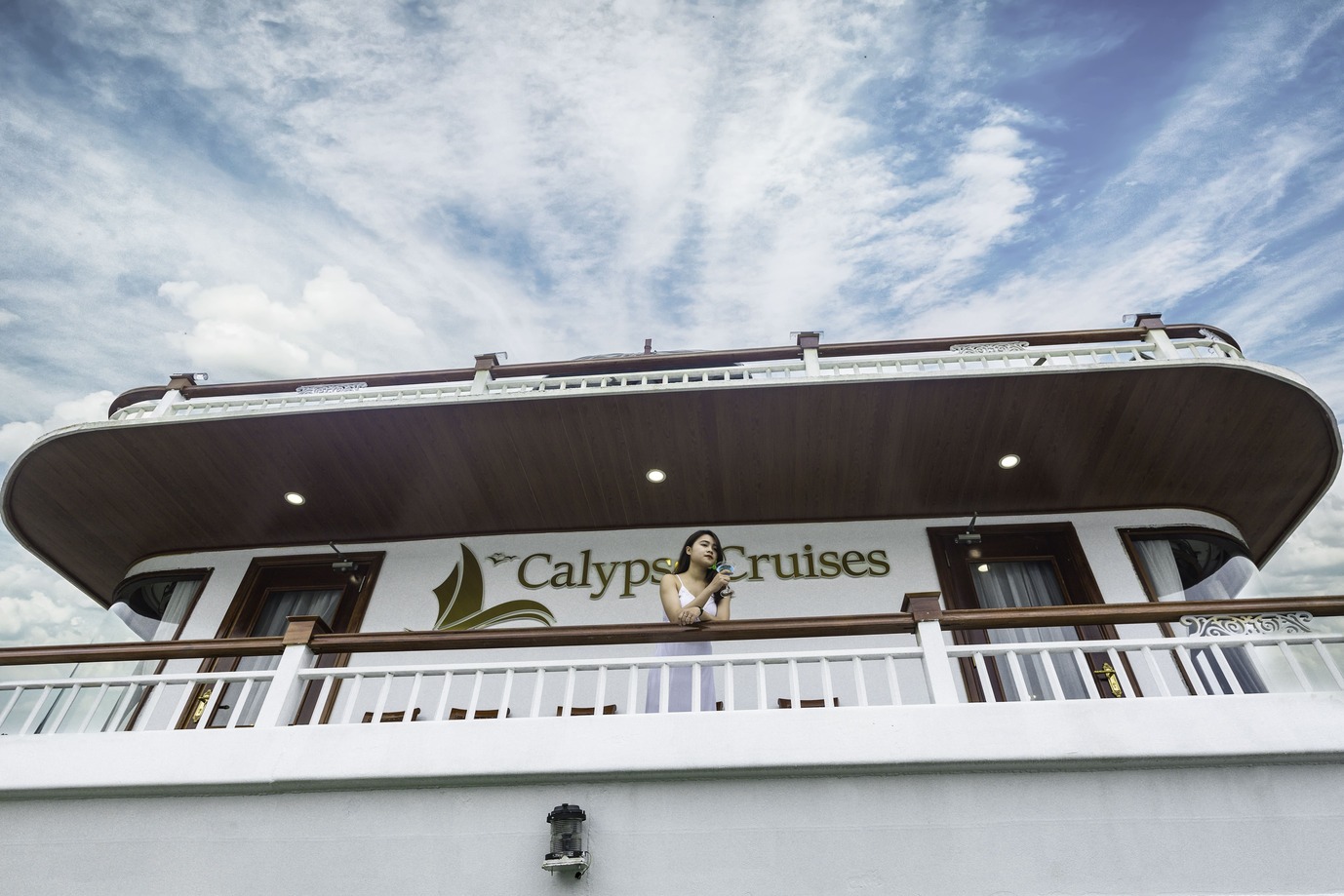 Public-Balcony